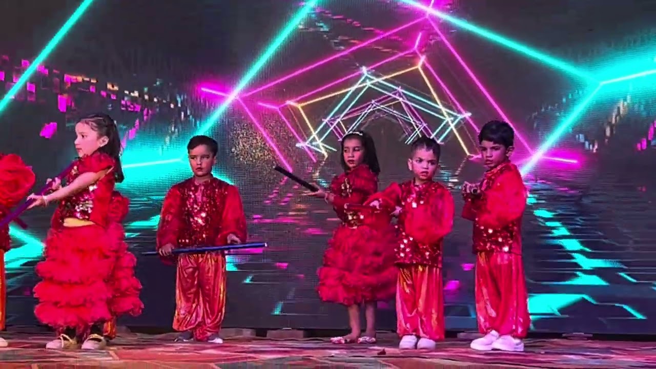 Dada ji ki chadi hu mai 