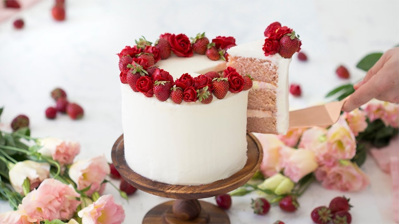 How to make a Strawberry Cake