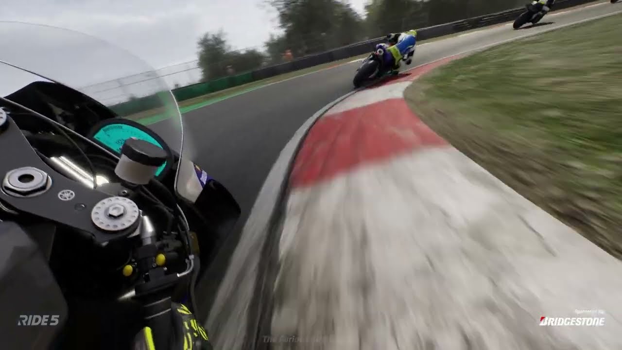 On-board YAMAHA YZF R1 2008 in CADWELL PARK