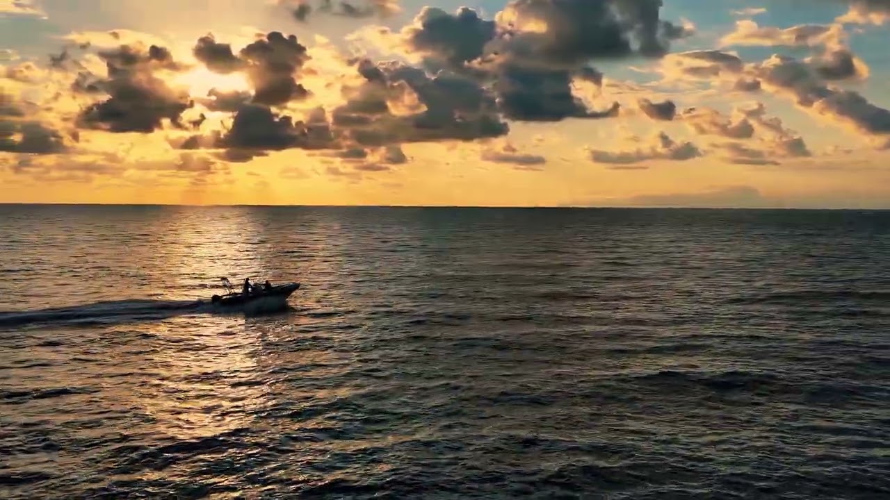 Drone 4K | Tramonto su Scalea e Mare della Calabria Mavic 4 pro