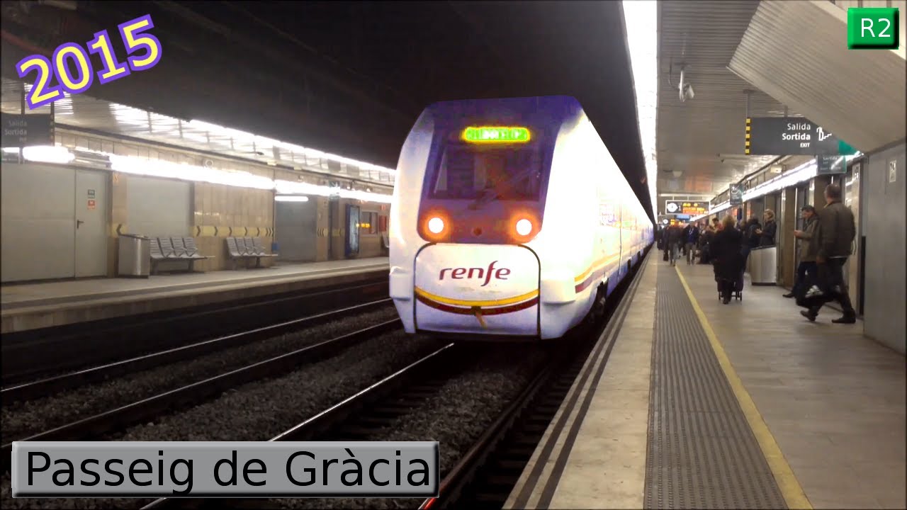 Passeig de Gràcia R2 : Rodalies Barcelona ( Renfe 252 - 449 - 451 - 450 - 448 - Civia ) [2015]