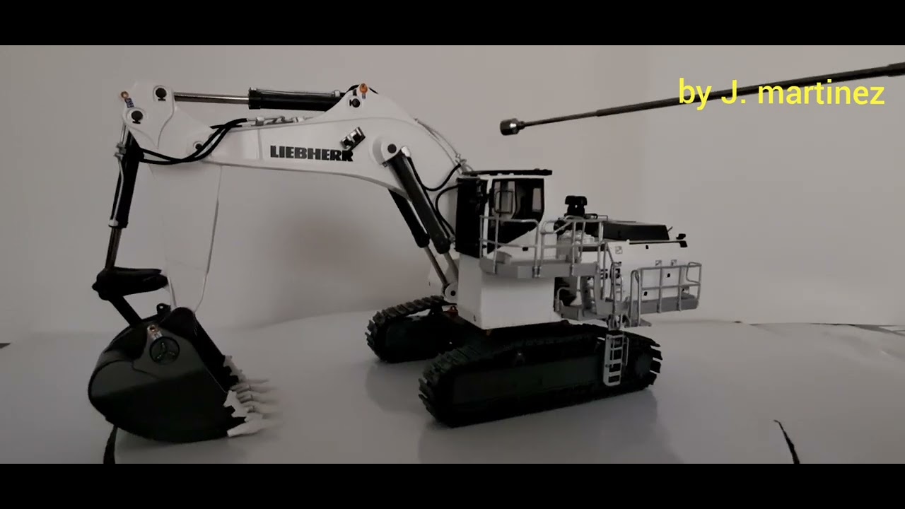 ESCALA 1/50 LIEBHERR R9150 CABINA ALTA  WSI MODEL