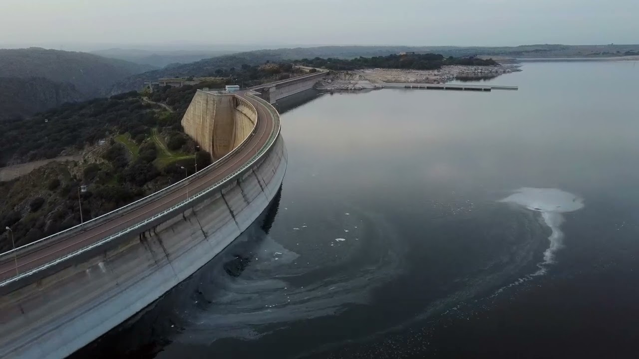 Presa de Almendra