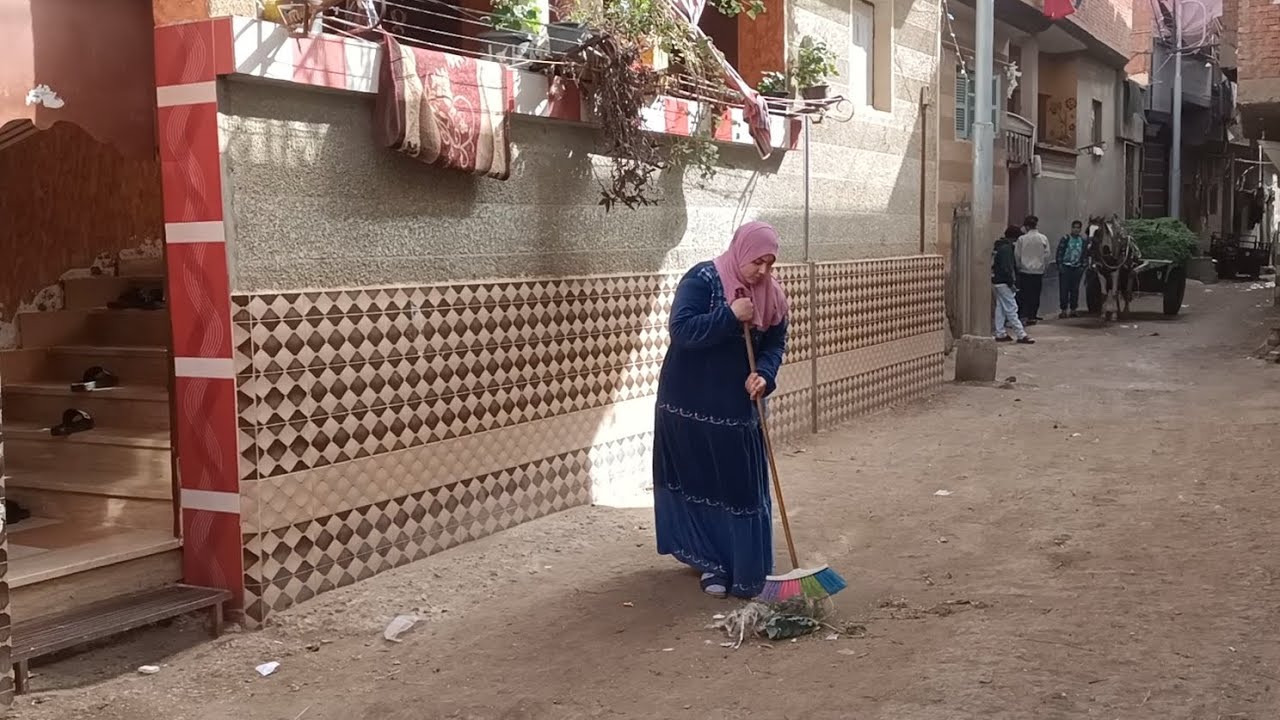 الجو تلج والناس متغطية وانا من البدرية صاحية واقفة في بيتي  بكل نشاط وحيوية الحركة بركة 💪🏻