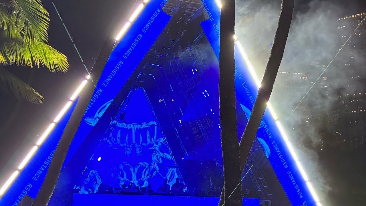THE MARTINEZ BROTHERS @ ULTRA FESTIVAL MIAMI 2026 + fireworks - resistance cove stage 