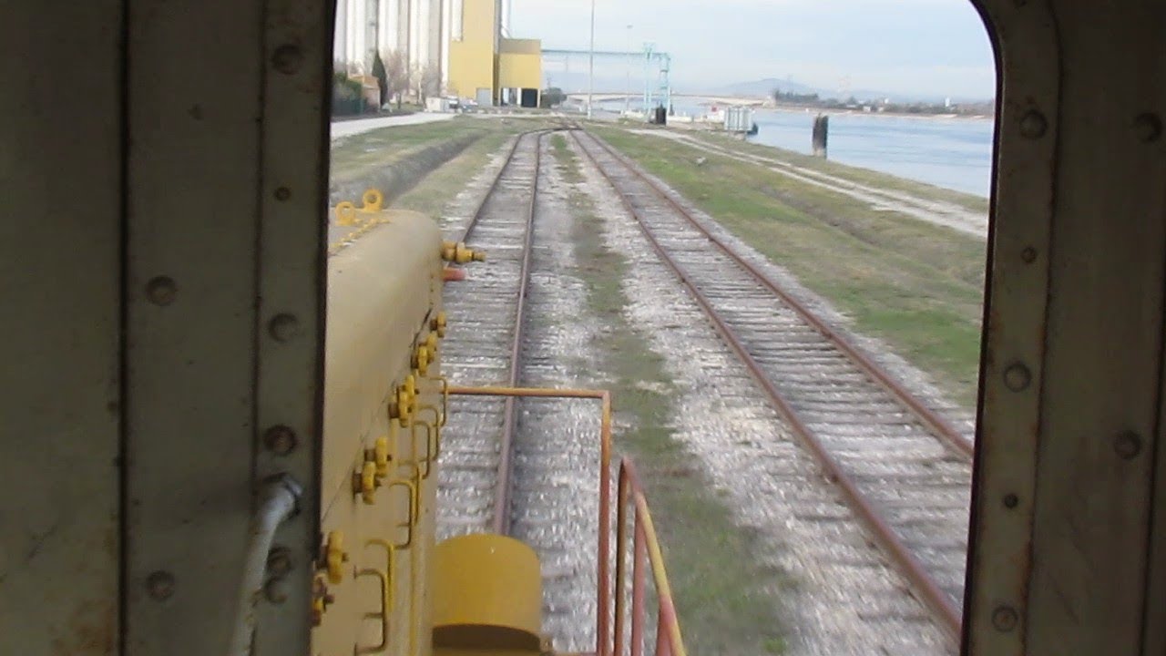 petite  promenade à bord du  Locotracteur  SMN    n° 205