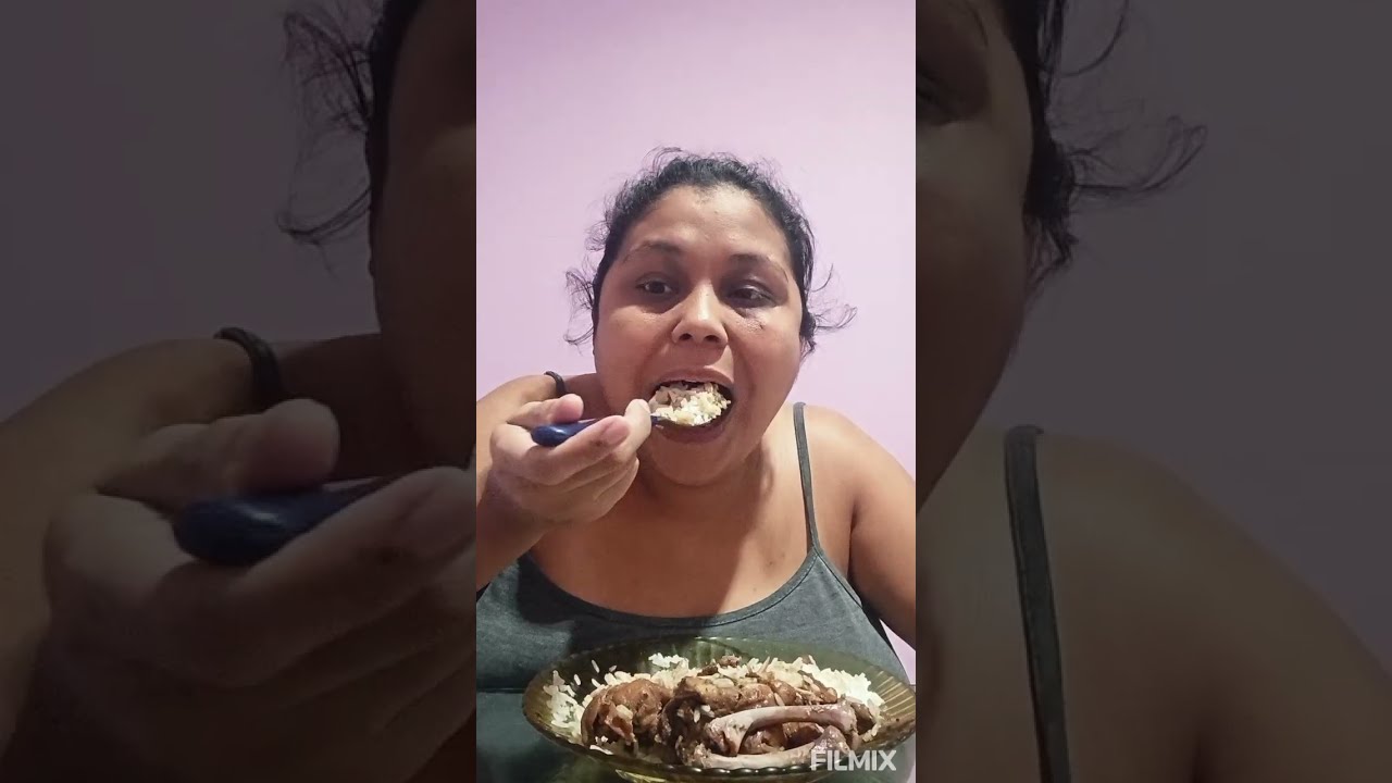 ALMOÇO DE HOJE FRANGO NO MOLHO 