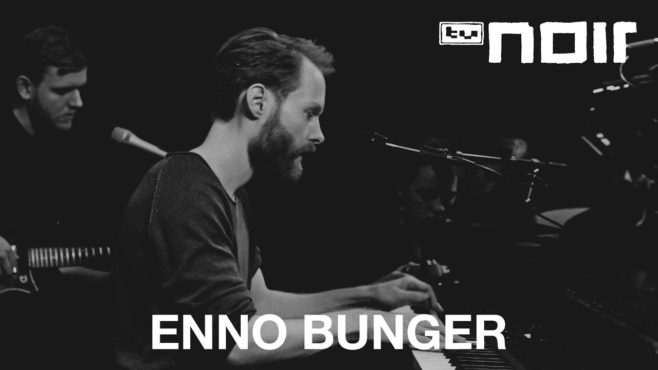Enno Bunger - Neonlicht (live im TV Noir Hauptquartier)