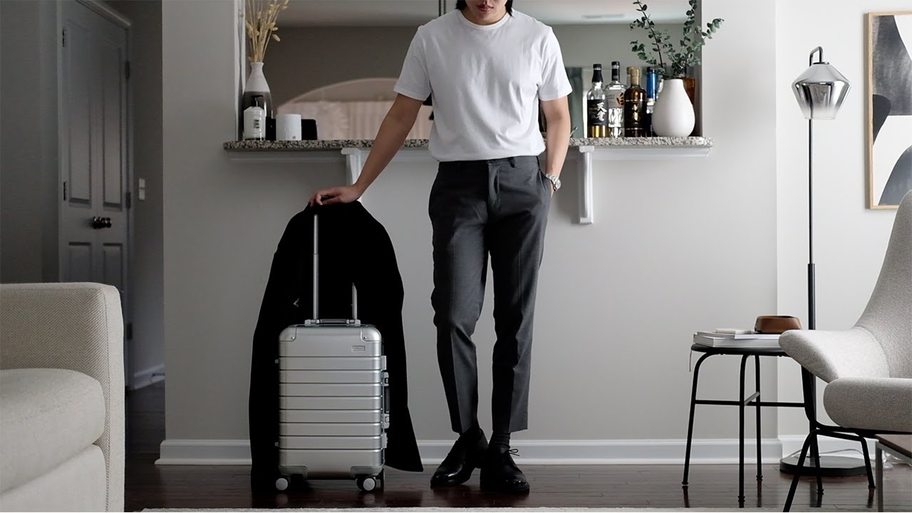 How to build a minimal wardrobe | The quality basics