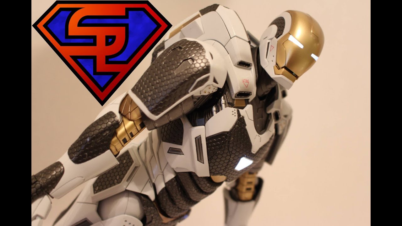 Iron Man 3 Hot Toys Mark XXXIX Starboost Movie Masterpiece 1/6 Scale Collectible Figure Review