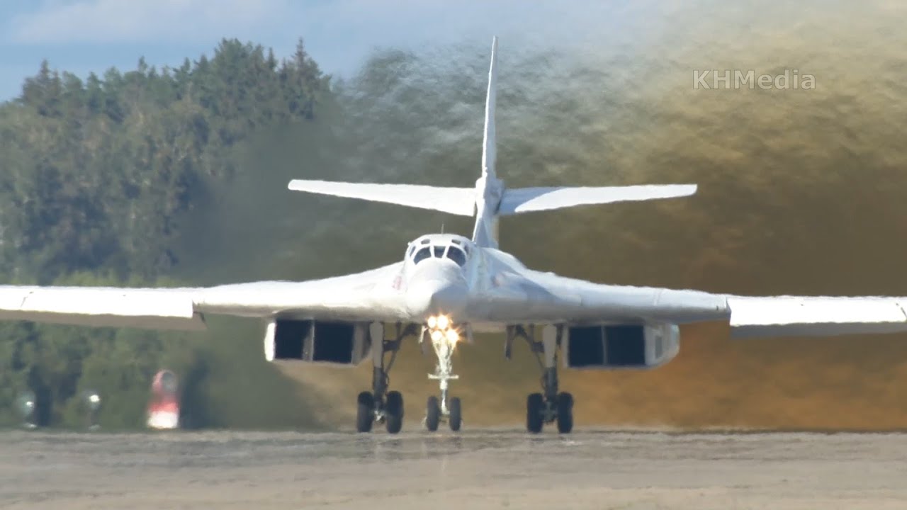 вылет Ту-160 RF-94102