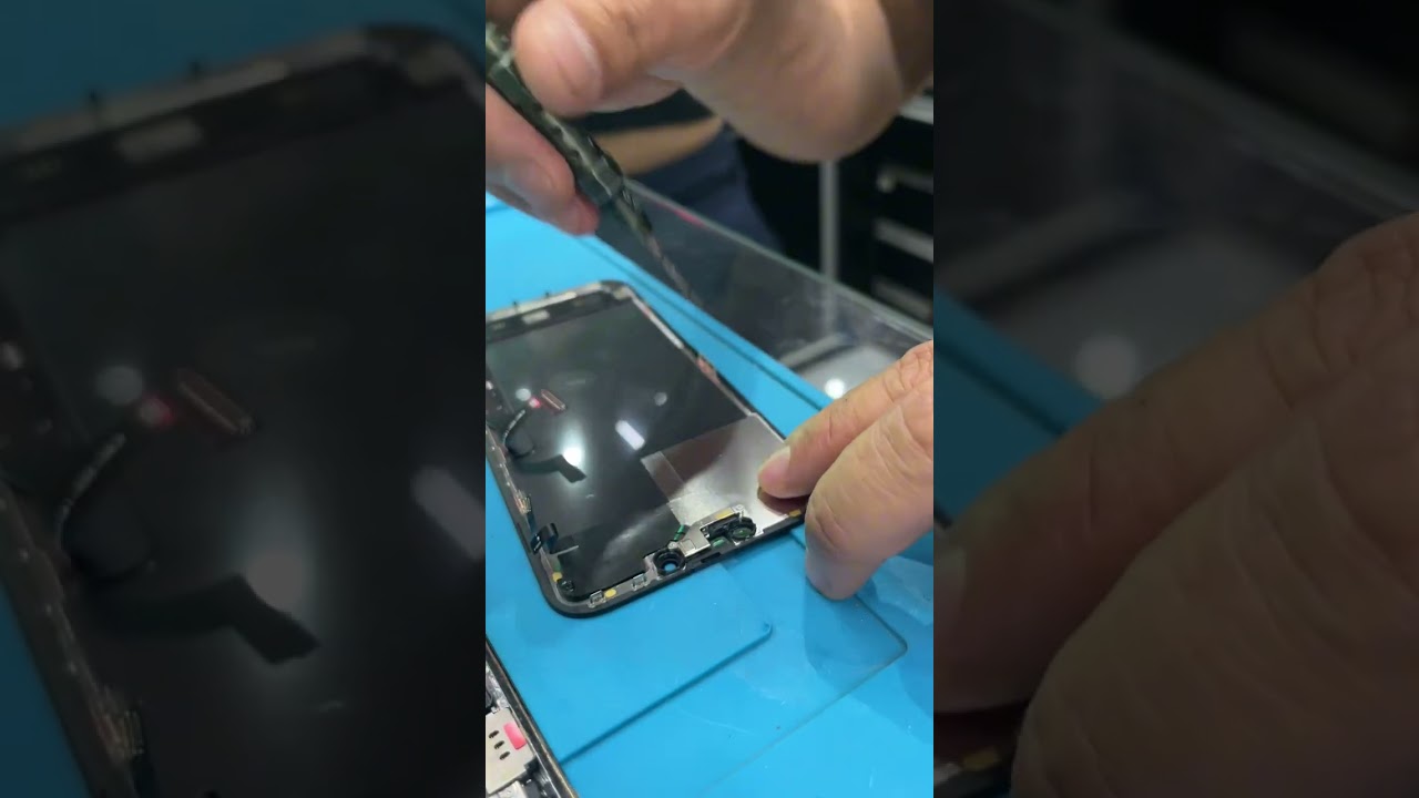 Troca de tela para iPhone 13 Pro Max na Universo Assist&ecirc;ncia! 📱✨