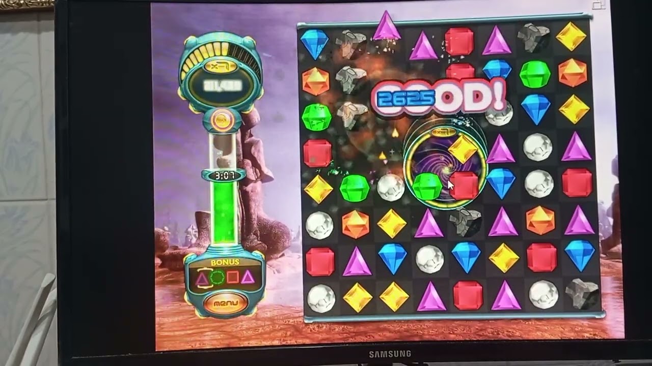 Bejeweled Twist Blitz mode 1,068,375  x10 pts. 167 chain.