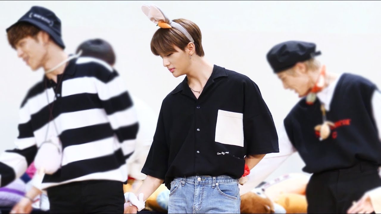 190709 분당 팬사인회 '부작용' part change ver. StrayKids 현진 Hyunjin focus 직캠