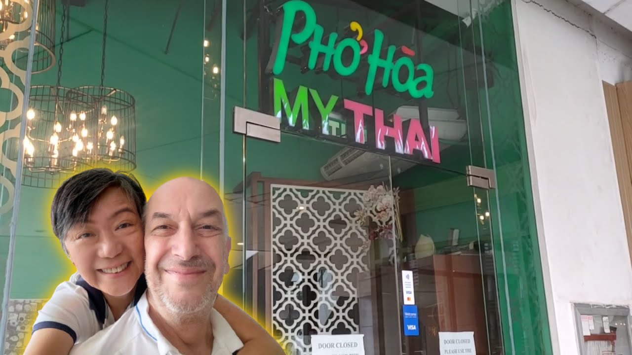 Pho Hoa for lunch and looking for Boracay white sand in Festival Mall