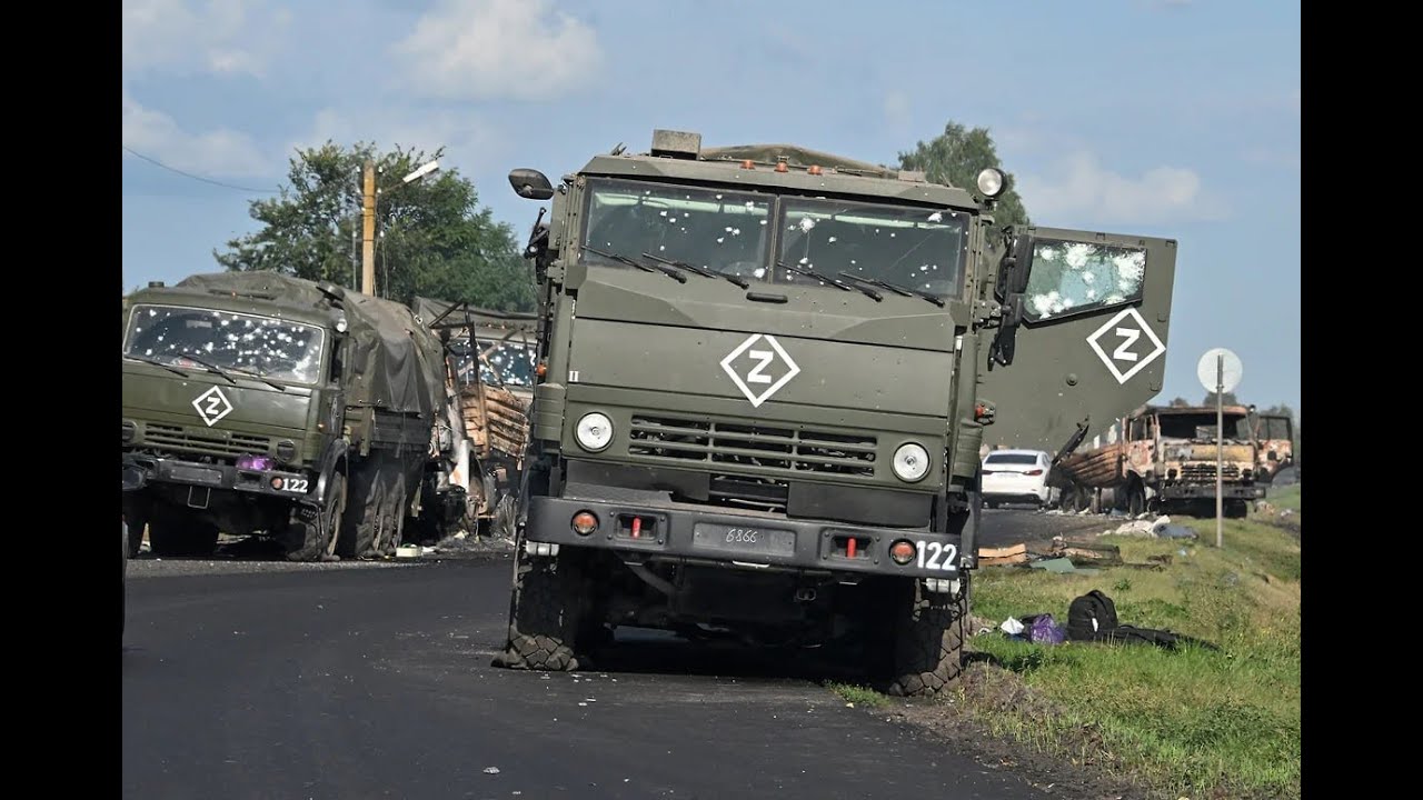 Разбитая колонна ВС РФ, около н.п. Рыльск.