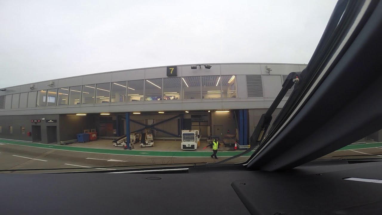 Piotr's Aviation no.28: Cockpit View LOT EMB190 London City Steep Approach, Landing, Taxi, Parking