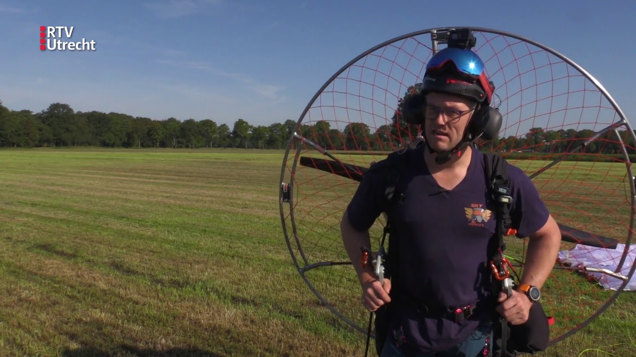 Te warm buiten? Even paramotor vliegen [RTV Utrecht]