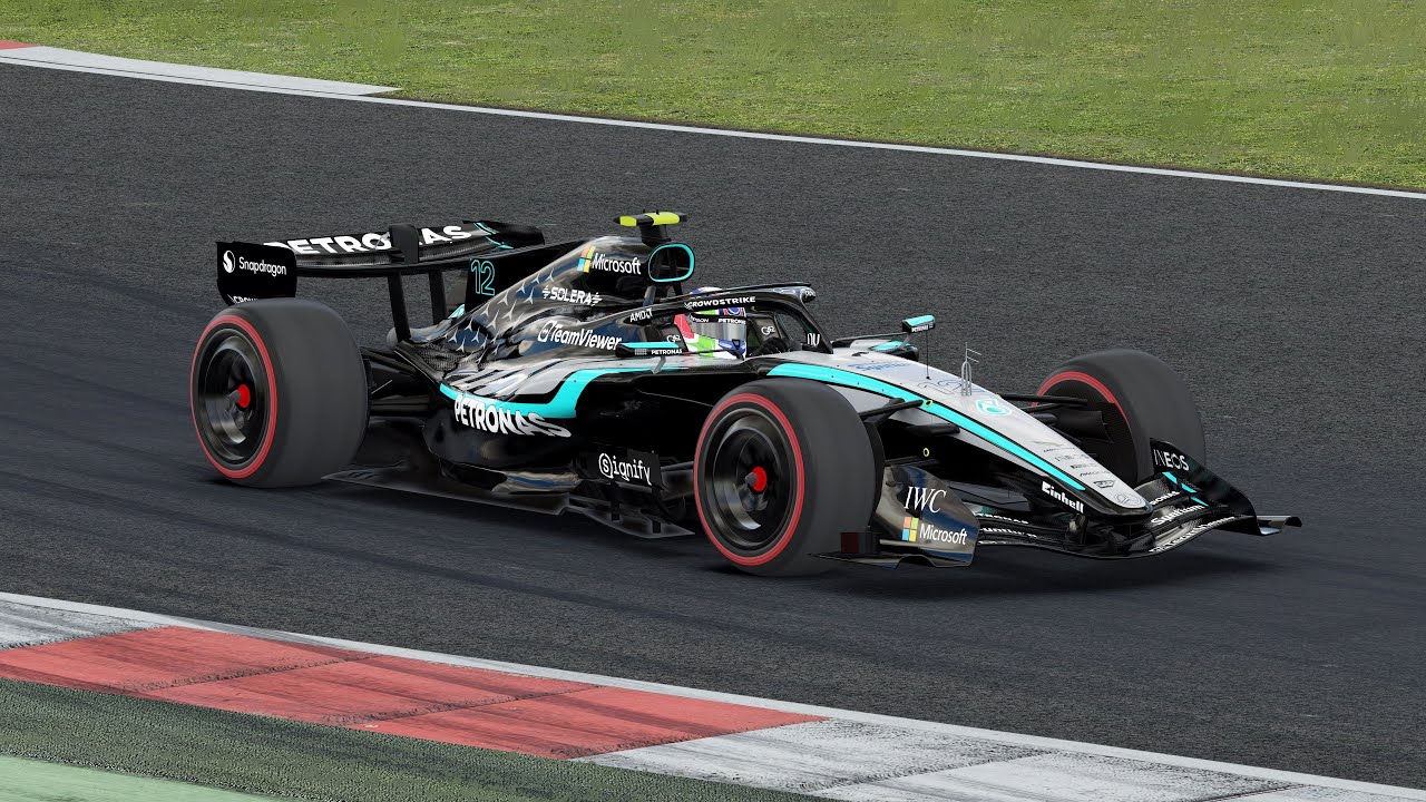 Merdedes-Benz W17 VS Ferrari SF-26 VS Redbull RB22 VS Cadillac CAD26 At Silverstone GP
