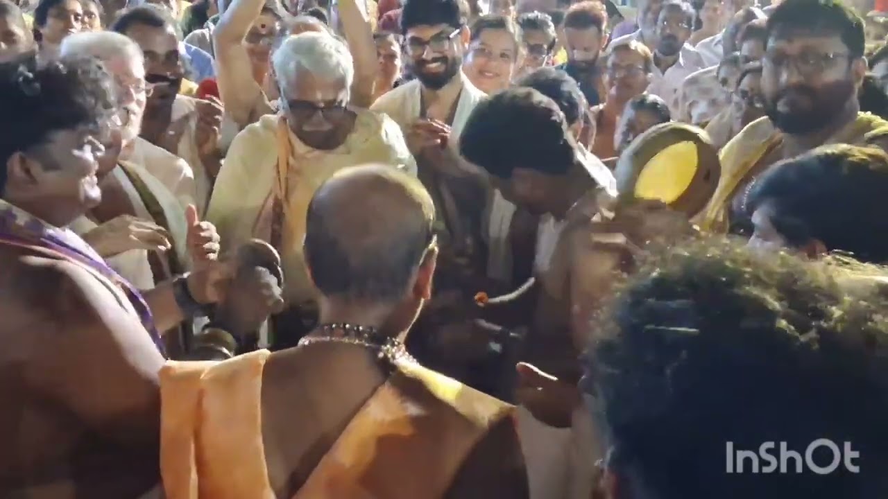 കണ്ണന്റെ ആറാട്ടെഴുന്നള്ളിപ്പിന് ഭക്തർ നിറപറയോടെ കാഴ്ചകളുമായി കാത്തിരിക്കുന്നു # guruvayoor ulsavam 