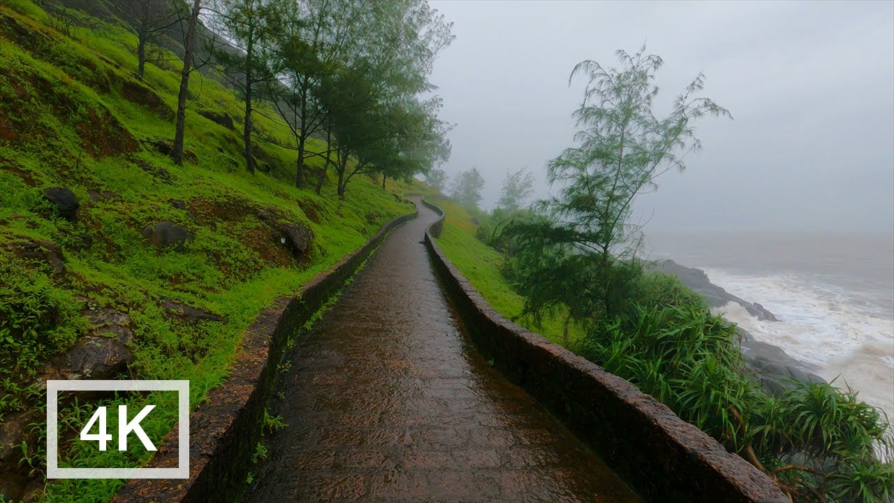 Bekal Fort Kerala, Full Walking Tour in a Rainy Day