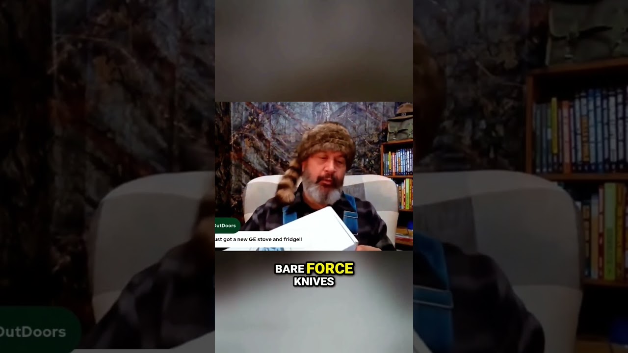 Unboxing A Cool Neck Knife from Bear Forest Knives. 