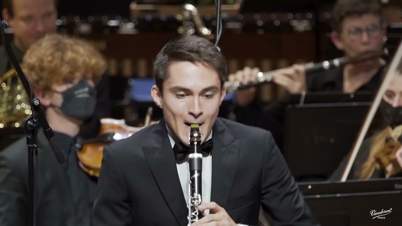 Szymon Emil  Parulski - Carl Maria von Weber - Clarinet Concerto No. 1 F minor, Op.73
