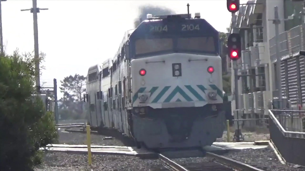Railfanning Encinitas & Carlsbad Village 01/19/2020 Feat. Amtrak, Horn Shows & Coaster!