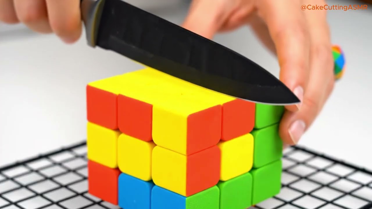 L'INTÉRIEUR DE CES GÂTEAUX VA VOUS CHOQUER ! 🐍💎 Cake Cutting ASMR