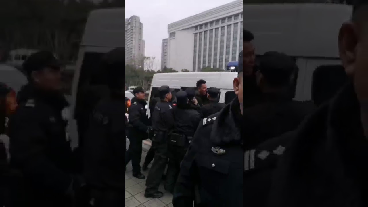 Chinese police violence enforcement