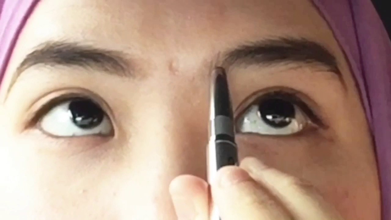 DIY: Cara Lukis Kening Mudah, Murah, dan Pantas || How to Draw Eyebrow