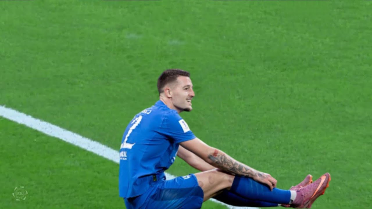 عندما ظنوا أن الهلال خسر فـ  أستفزوه فــعاقب الجــميع. 🔥