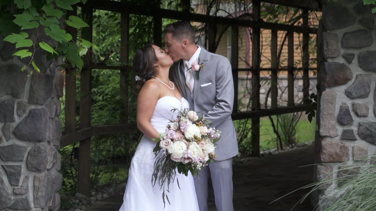 This Feels Like Paradise | Tara & Dillon| Lawnhaven Stroudsmoor Country Inn - Stroudsburg, PA