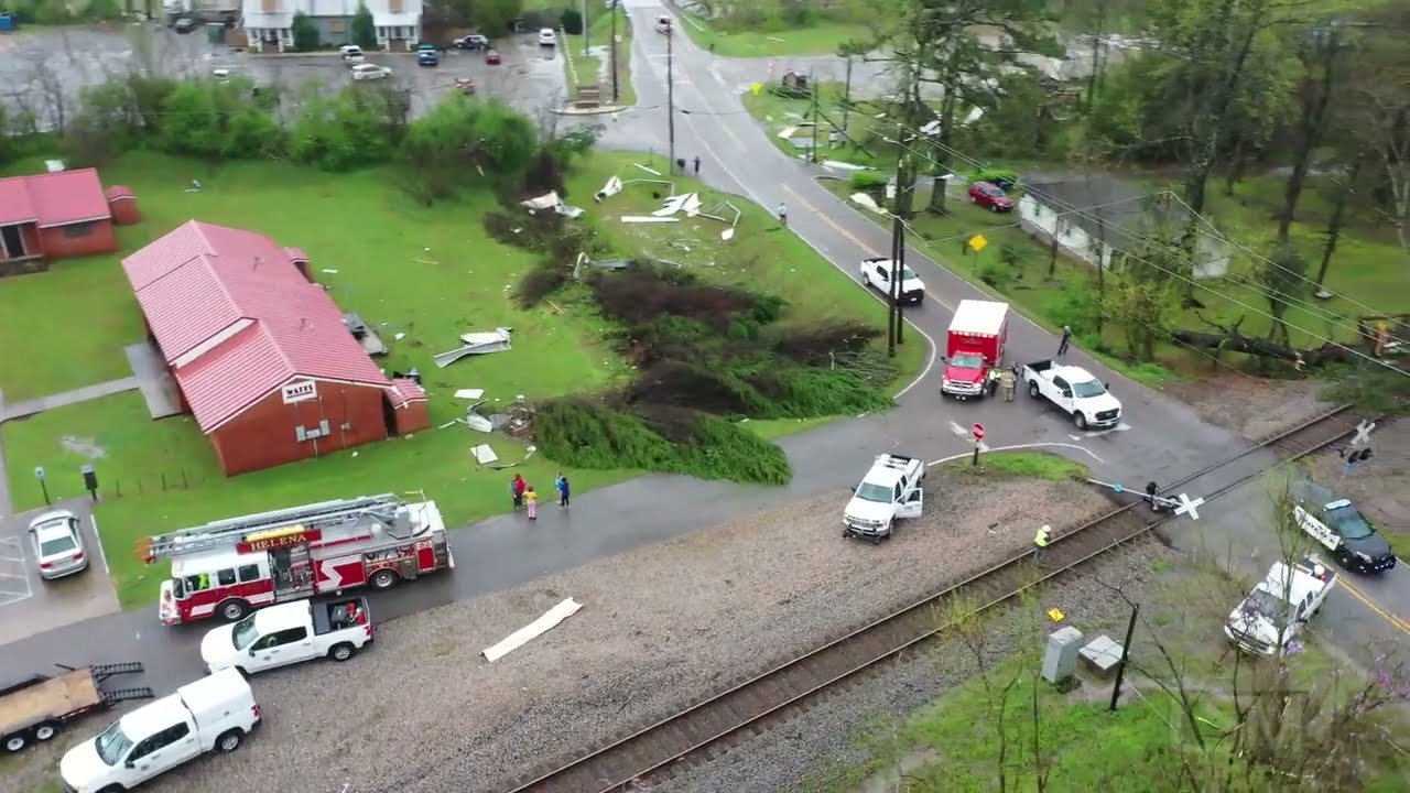 3-25-2021 Pelham, AL - Tornado damage, Trees on Home, Emergency Responders - Drone