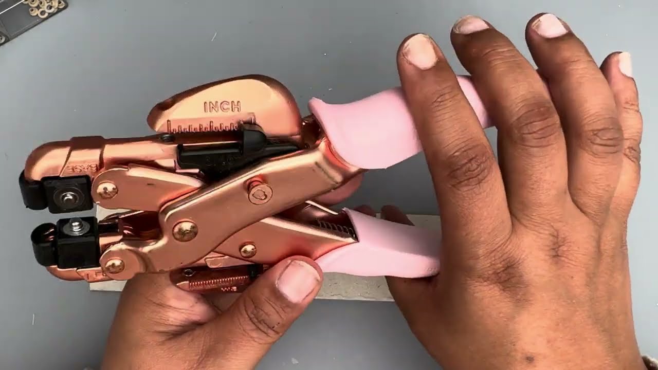 ✨Crop-A-Dile| Big-Bite| Wie man ein Eyelet/ Öse setzt ✨
