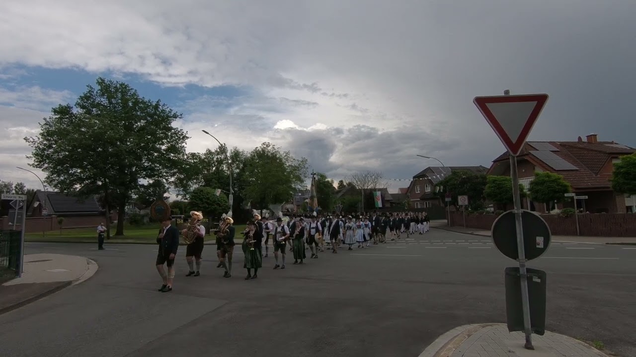 Schützen- und Heimatfest Greffen 2024 (8)