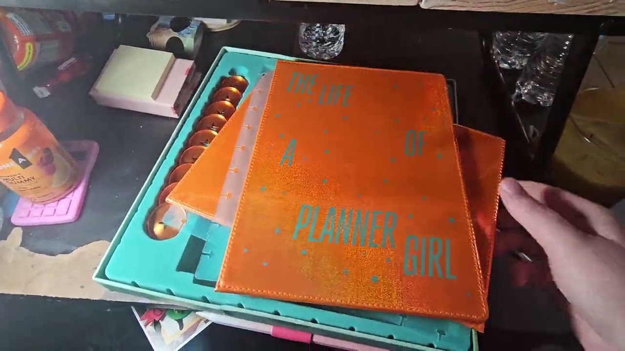 My happy planner "life of a planner girl" covers are here!