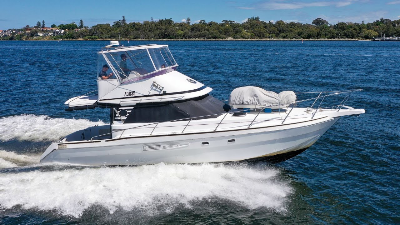 1996 Leeder 40 Flybridge Cruiser - For Sale 
