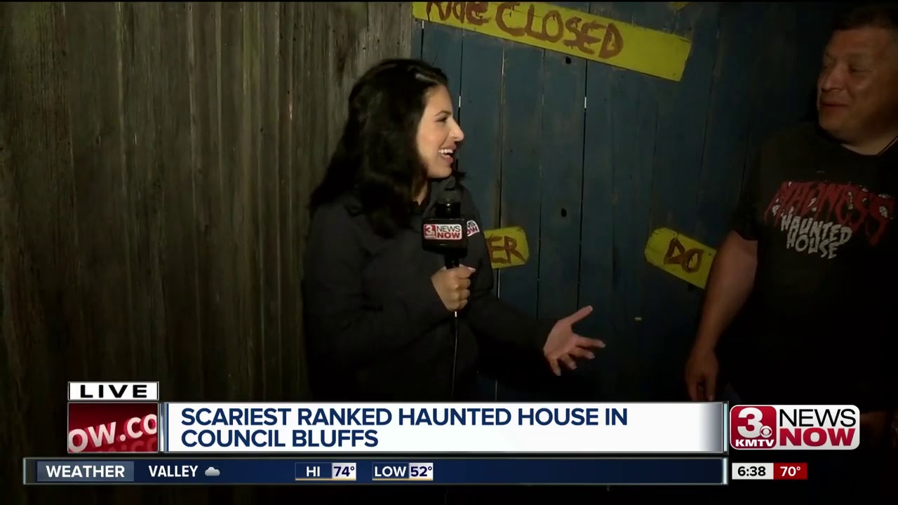 Reporter gets SCARED on live TV at haunted house