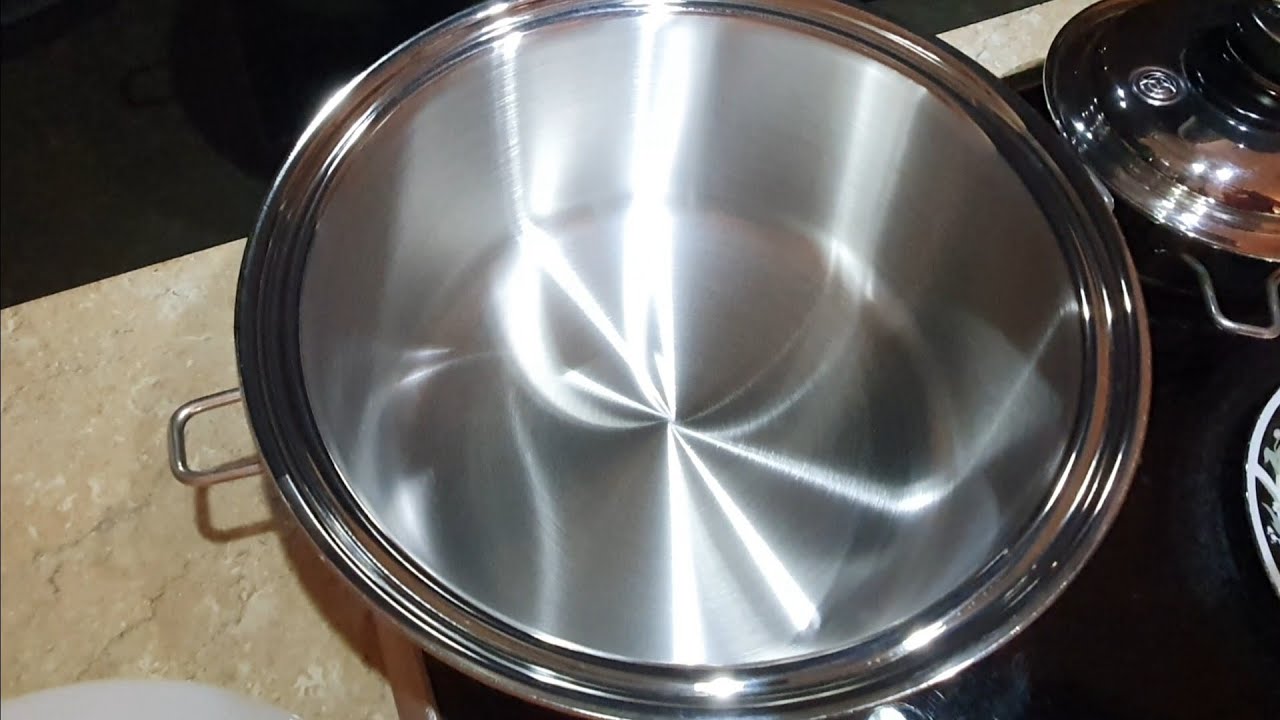 How to clean and maintain your saladmaster cookware