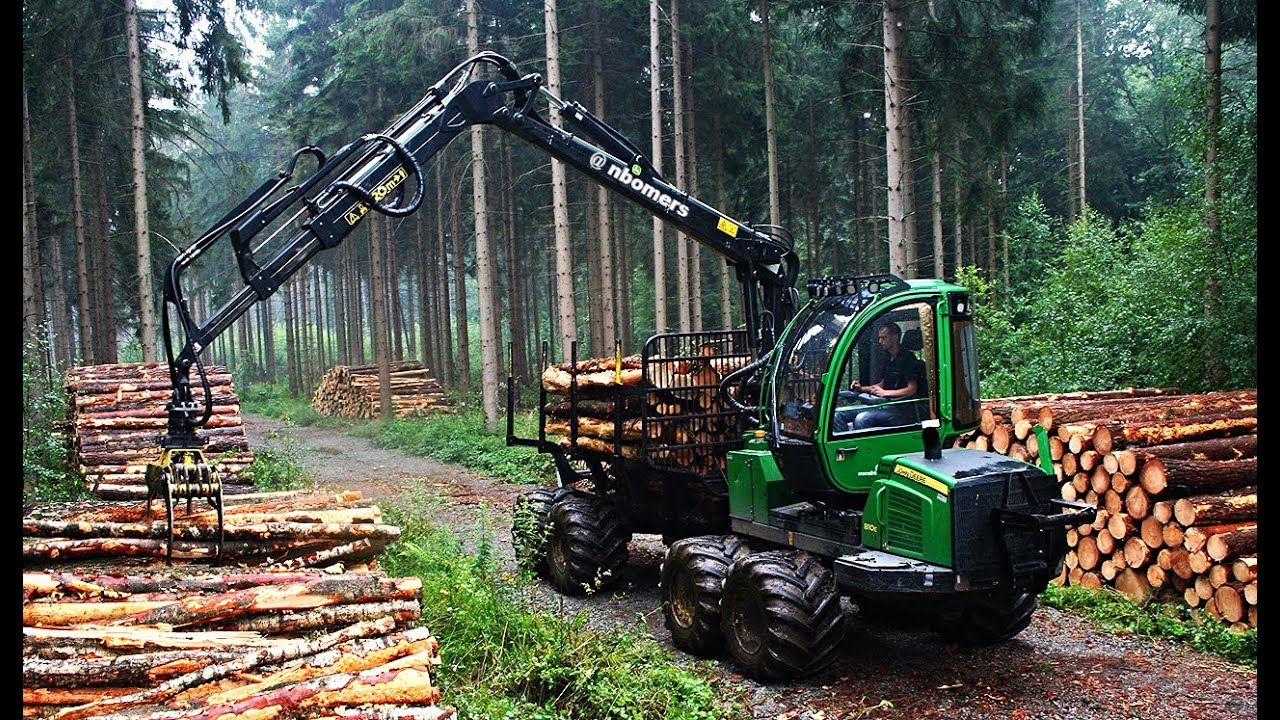 Mensink Bosbouw BV: Uitrijden met John Deere 810E