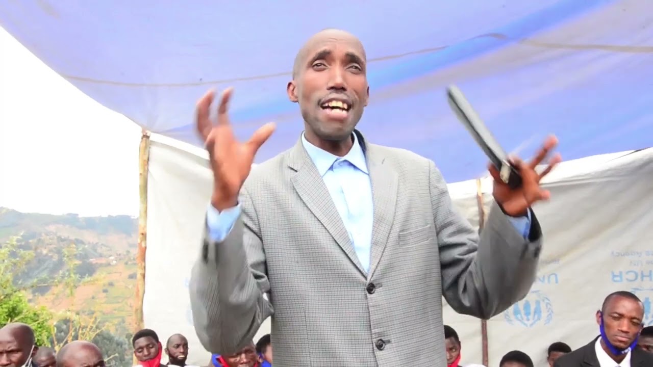 UBUTUMWA BWIZA NI WO MUTI W'IBIBAZO ISI IFITEby Ndimubandi Benjamin
