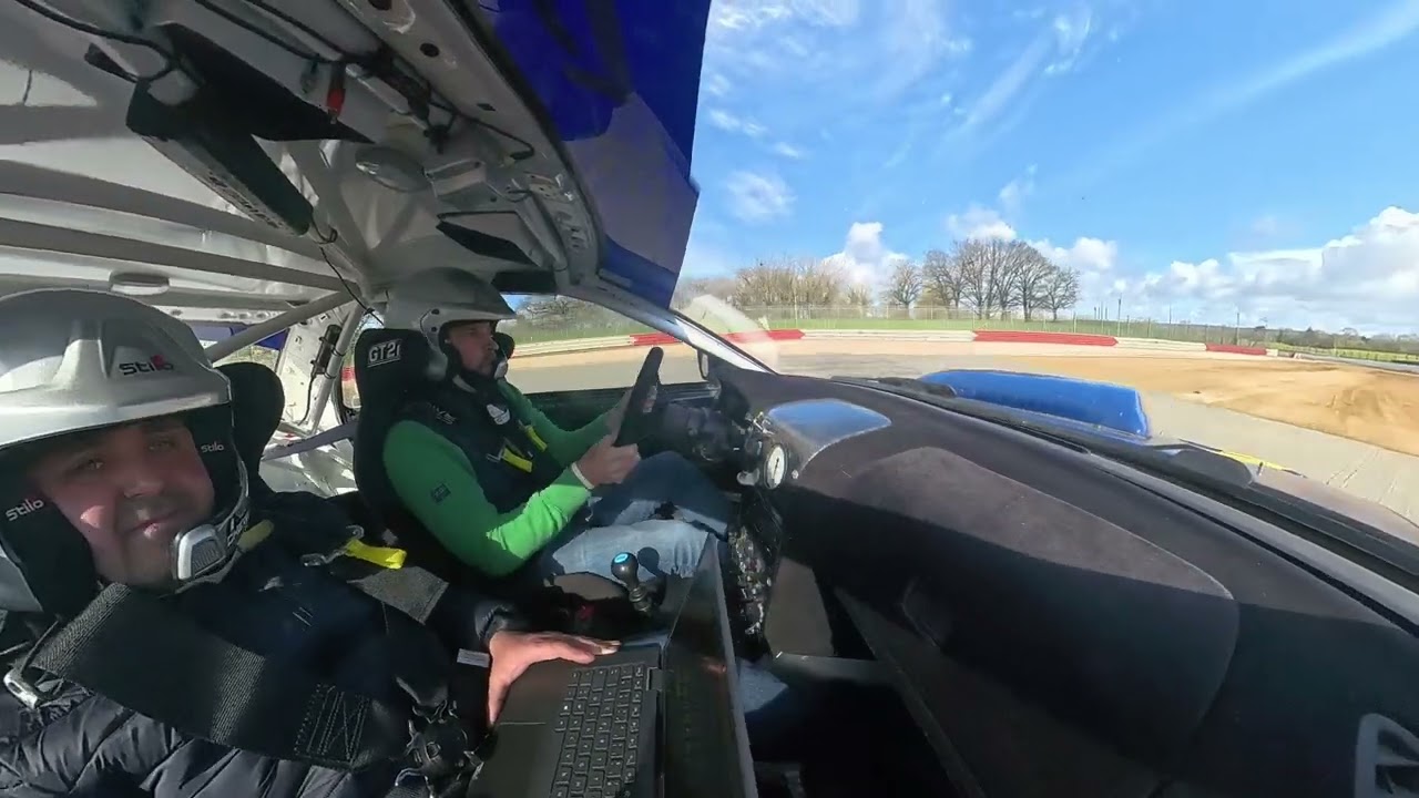 Journée  circuit rallycross Loheac 