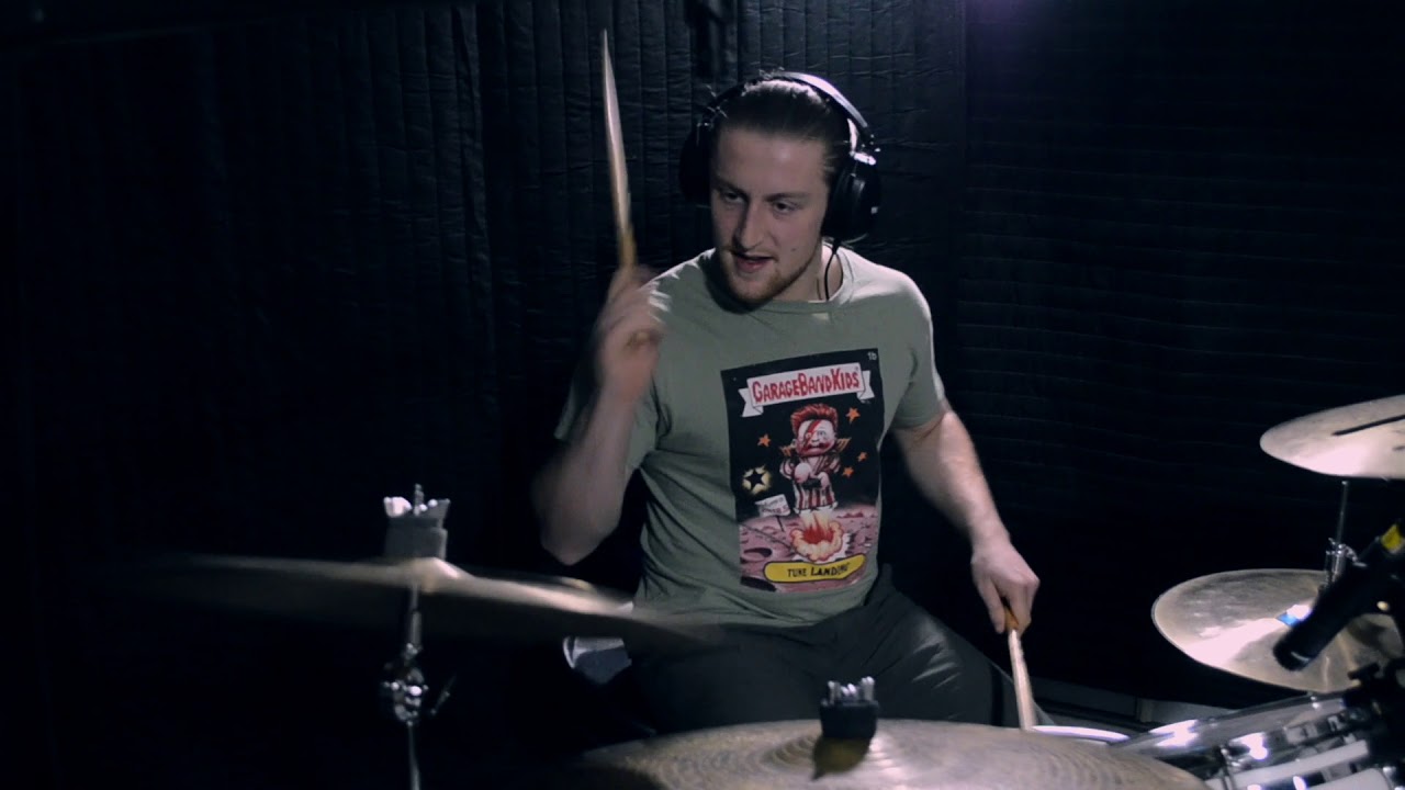 Queens of the Stone Age - No One Knows - Drum Cover by Titien Tolbert