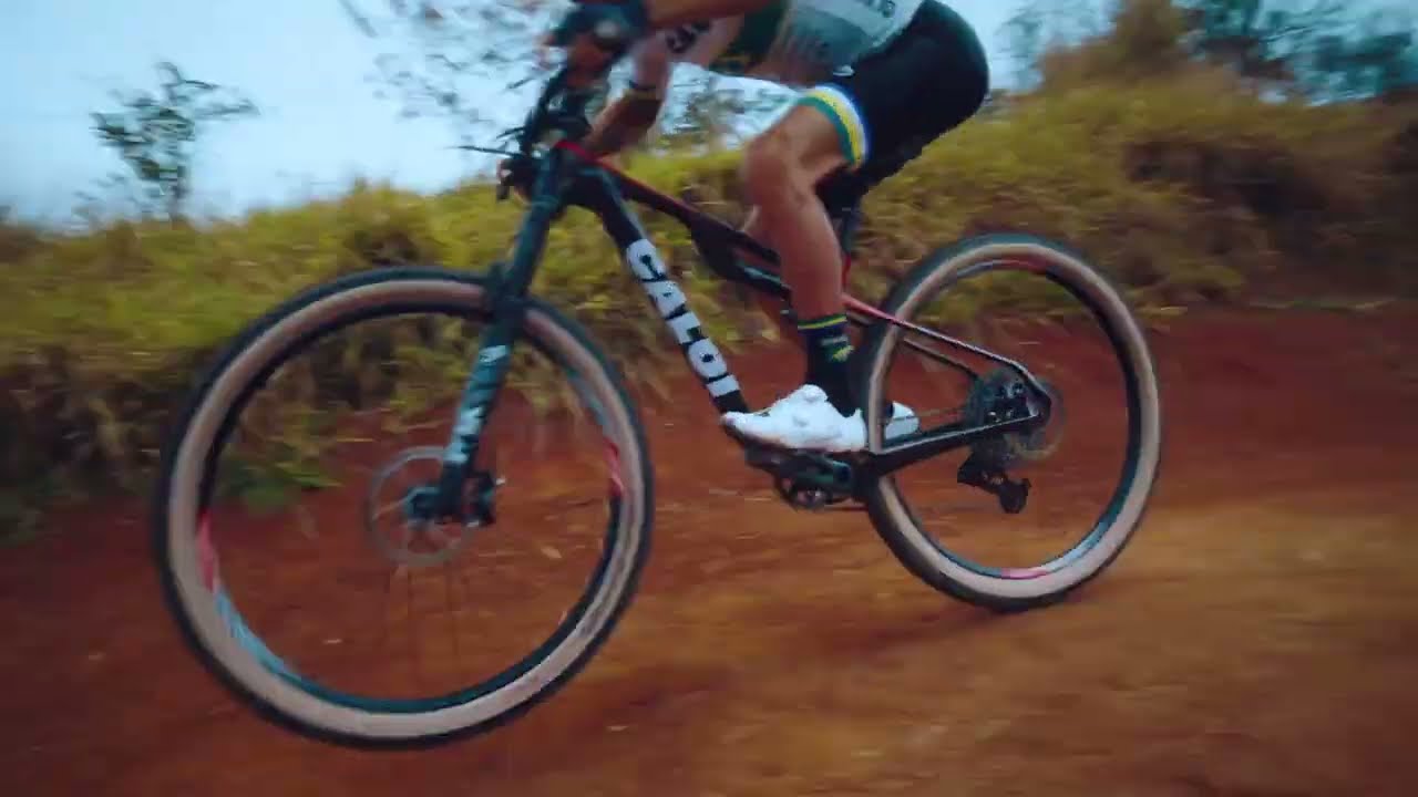 ELITE CARBON FS RACING, a bike para quem busca a vit&oacute;ria!
