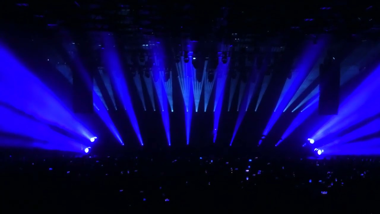 Moby - My Weakness [4K] (2024 live @ Mitsubishi Electric Halle | Düsseldorf)