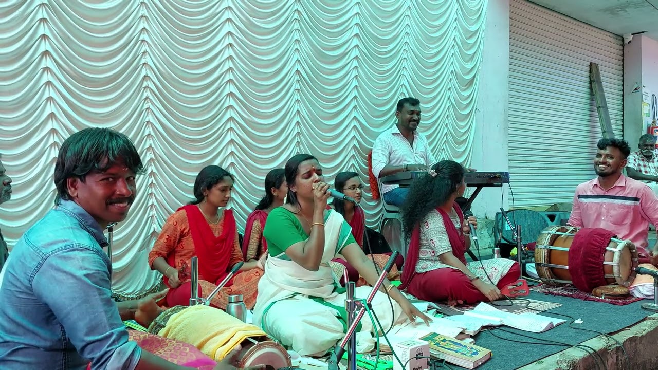 പരമ പവിത്രമതാമി മണ്ണില്‍ ഭാരതാംബയെ പൂജിക്കാൻ