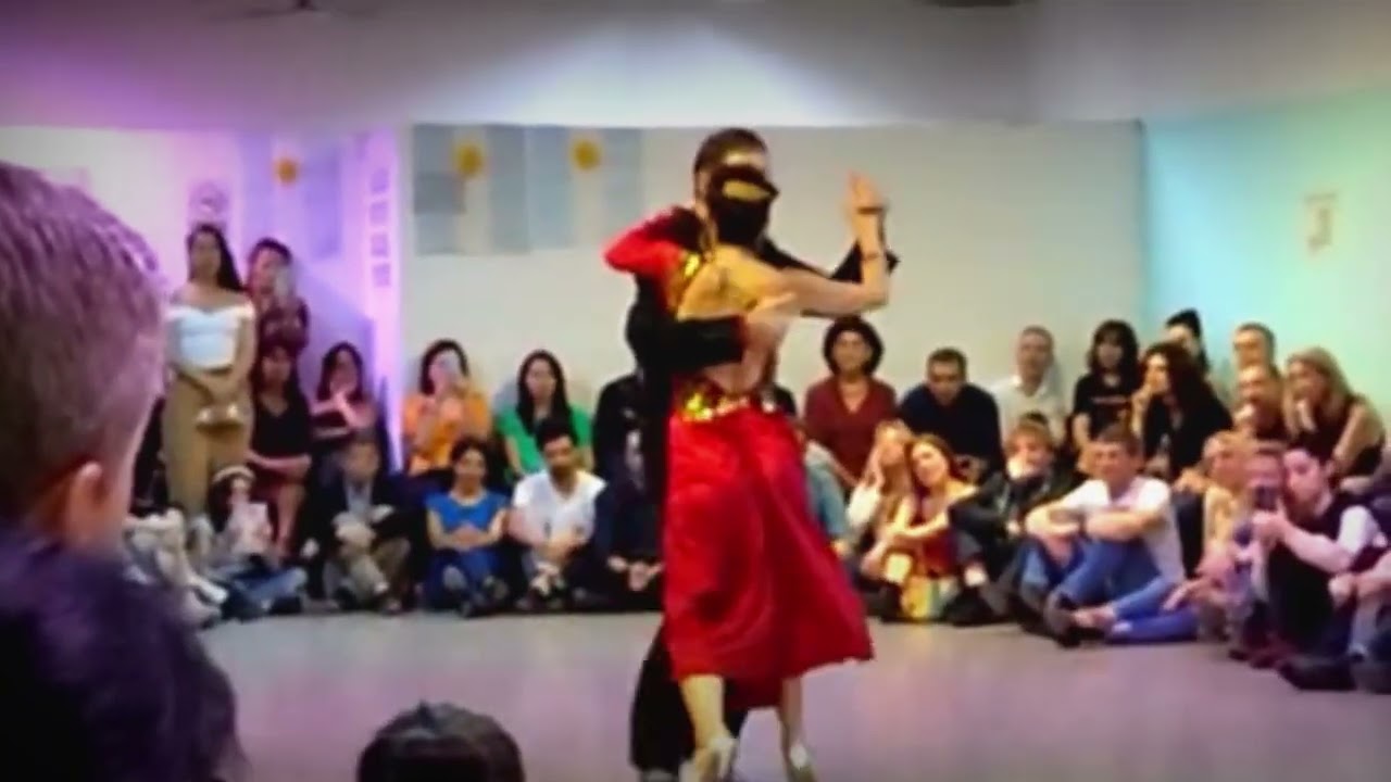 Noelia Soldera y Damián Esell improvisan tango: “Chiqué” x Osvaldo Pugliese, en CETBA, junio 2023