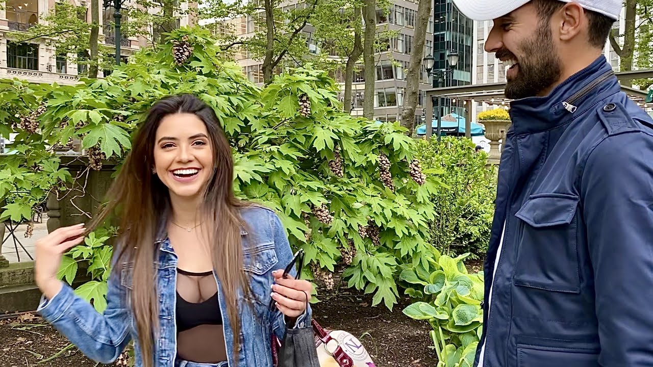 Guessing Girls Under Wear Colors! | NYC