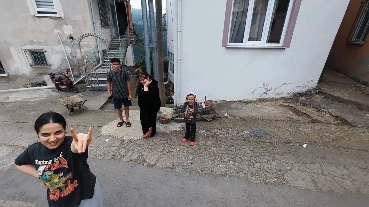 Esiroğlu SAKIZLI Mahallesi